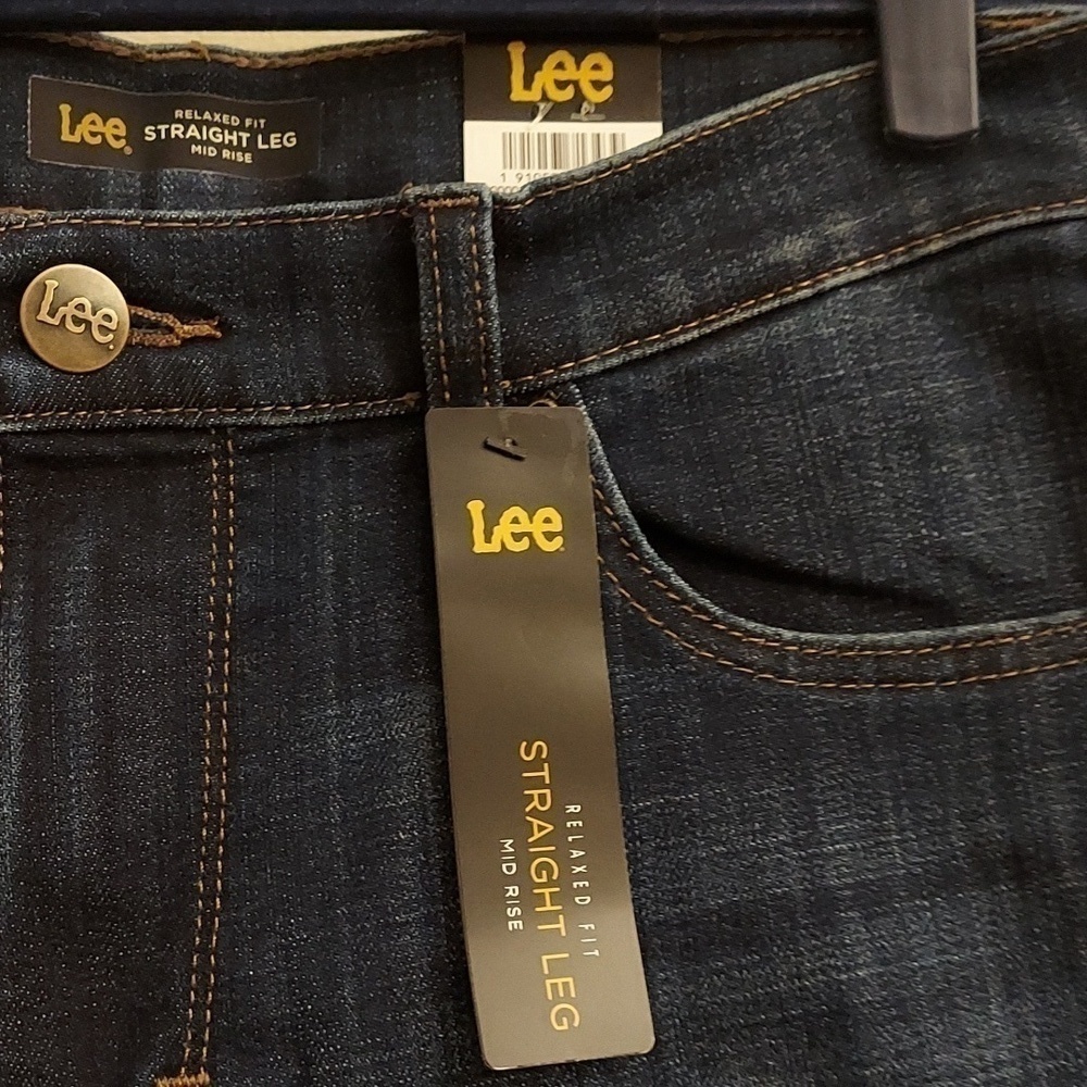 LEE Relaxed Fit Straight Leg Mid Rise Dark Wash Jeans 10L NWT - Picture 8 of 14